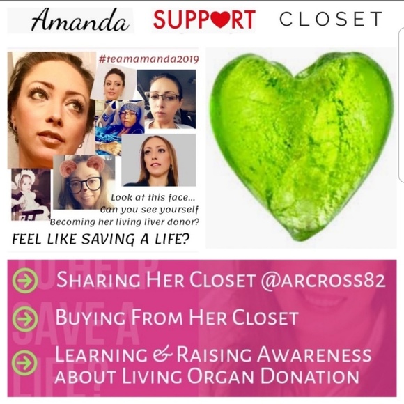 Check out Amanda's closet! - Picture 1 of 3